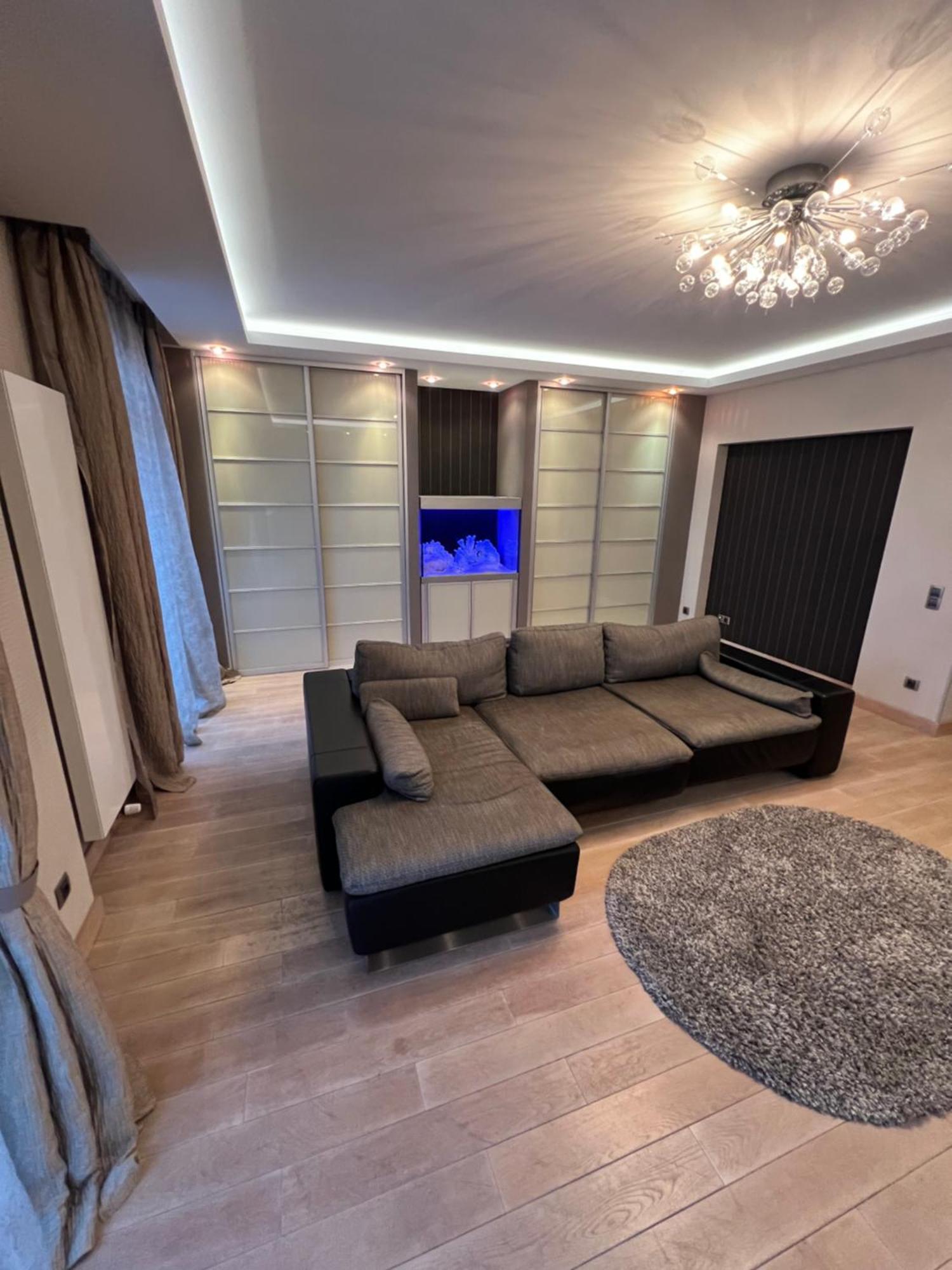 Apartment On Arkhipenka With Panorama View Liov Exterior foto