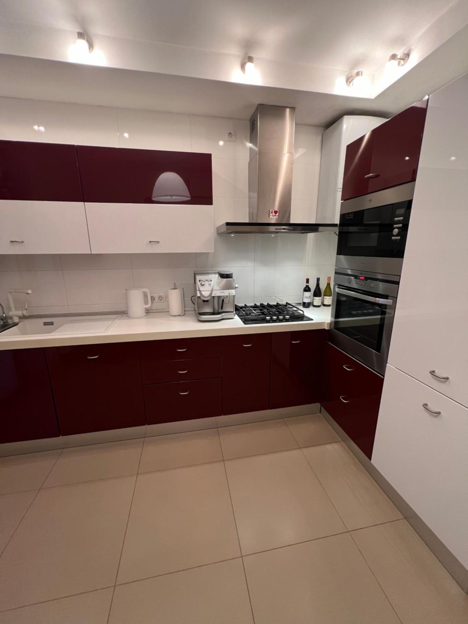 Apartment On Arkhipenka With Panorama View Liov Exterior foto