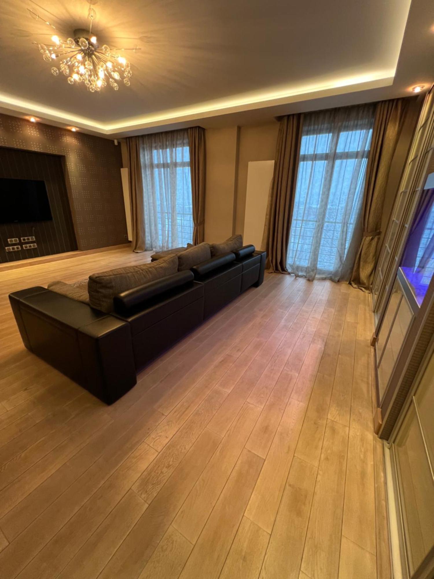 Apartment On Arkhipenka With Panorama View Liov Exterior foto
