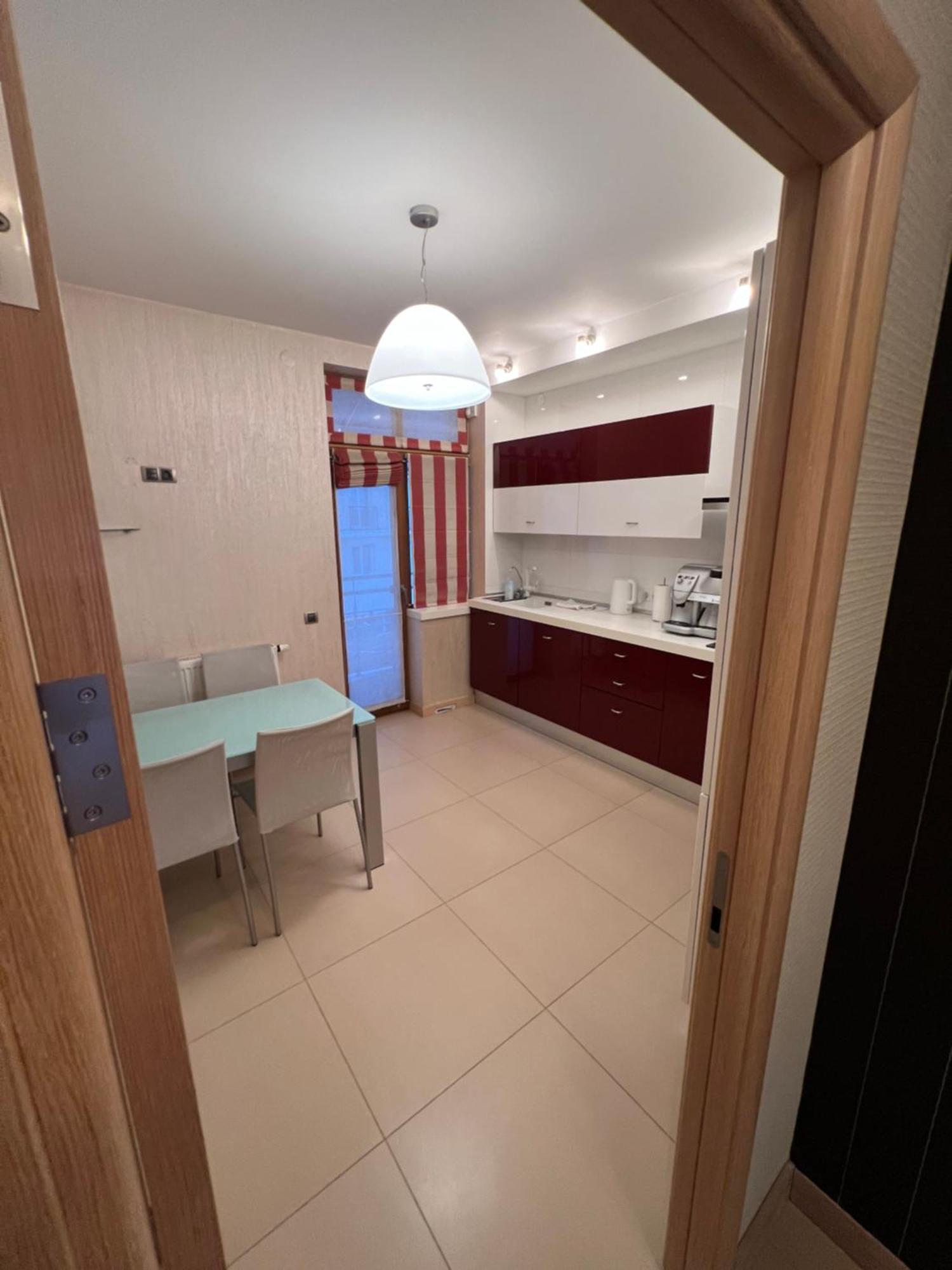 Apartment On Arkhipenka With Panorama View Liov Exterior foto