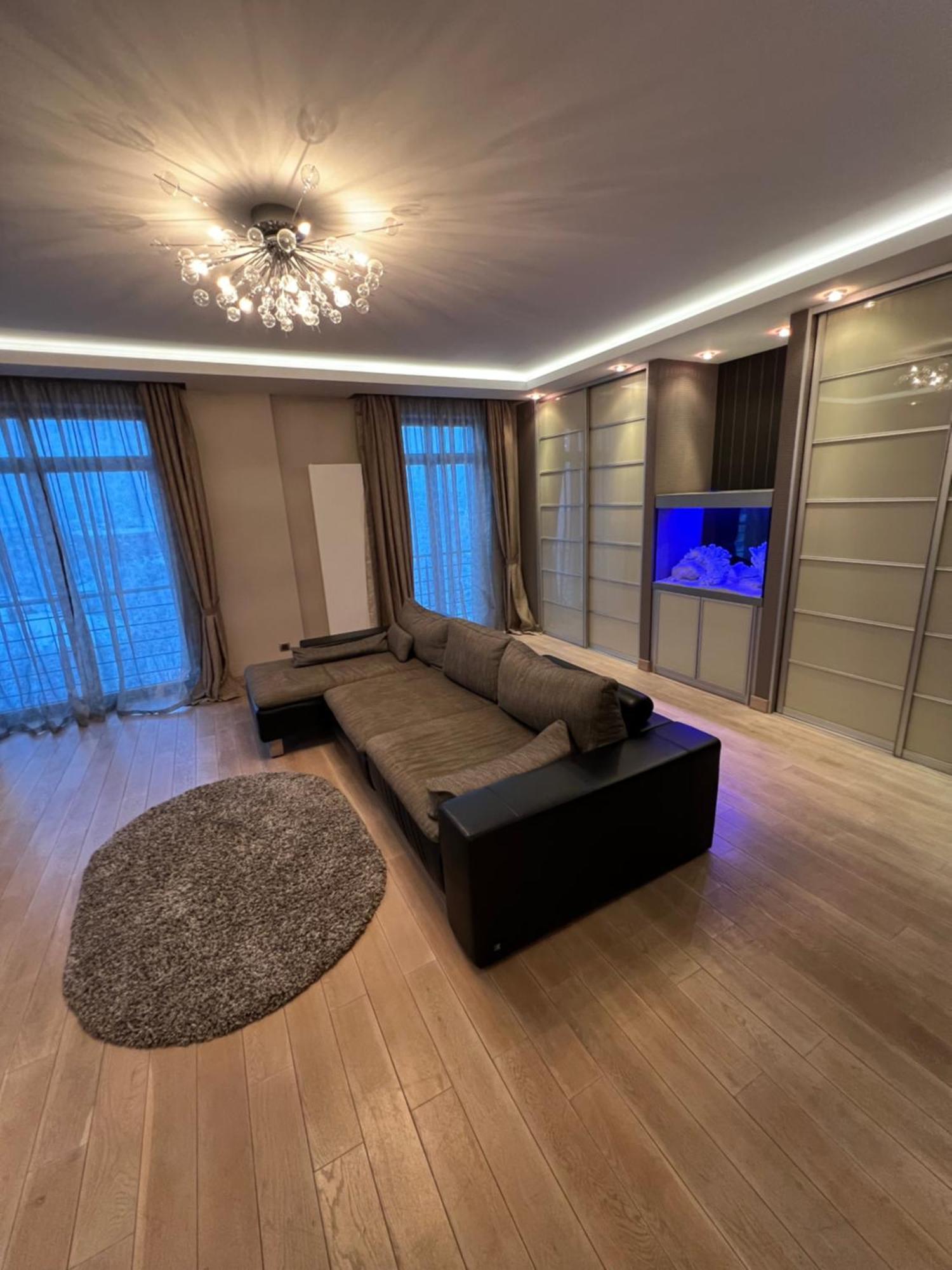 Apartment On Arkhipenka With Panorama View Liov Exterior foto